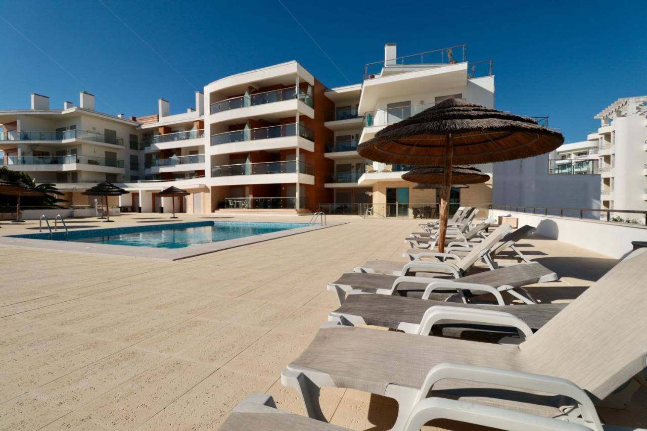 Olhos De Agua 1Br With Pool, Ac And Free Parking Apartment Albufeira Exterior photo